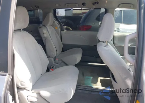 2012 Toyota Sienna Le V6 8 Passenger из США, поврежденный, VIN 5TDKK3DC7CS192205